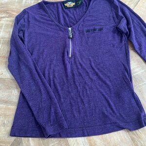 Long sleeve Harley Davidson T-shirt with zipper in the front